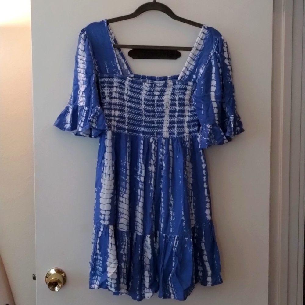 Size S blue and white 3/4 sleeve Blue Island tie-dye dress